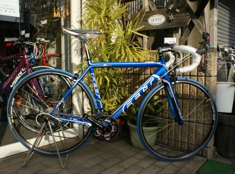 FELT F85 ロイヤルブルー